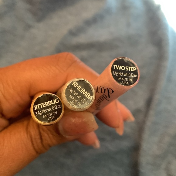 New benefit lipgloss bundle - Picture 3 of 3